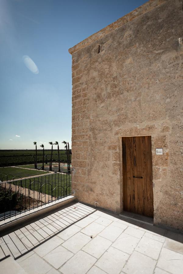 Masseria Torleanzi Wine Relais San Pietro Vernotico Buitenkant foto