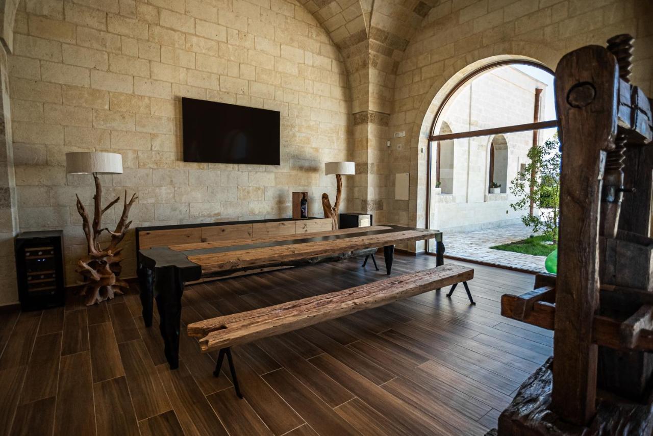 Masseria Torleanzi Wine Relais San Pietro Vernotico Buitenkant foto